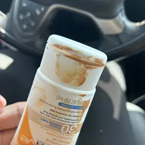 Product Review of CeraVe Sheer Tint Hydrating Mineral Sunscreen SPF 30 from D**a