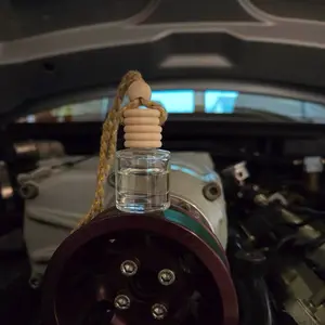Car Scent Diffuser Bottle - Enhance Your Car's Aroma with This Elegant Diffuser