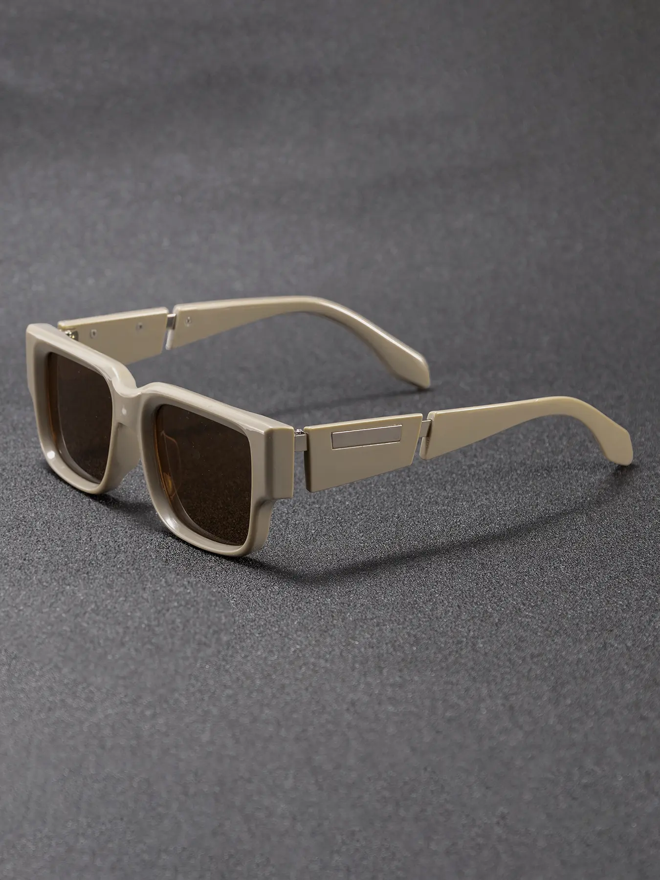 Unisex Retro Square Sunglasses Uv400 Protection, Casual PC Frame Eyewear for All Seasons, Perfect for Beach Parties Outdoor Sports