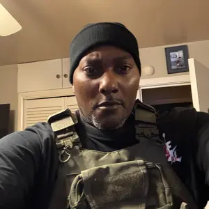 YAKEDA VT-8833TB Camouflage Tactical Vest Outdoor CS Military Multifunctional Vest with Multiple Pockets Adjustable Straps for Summer Use