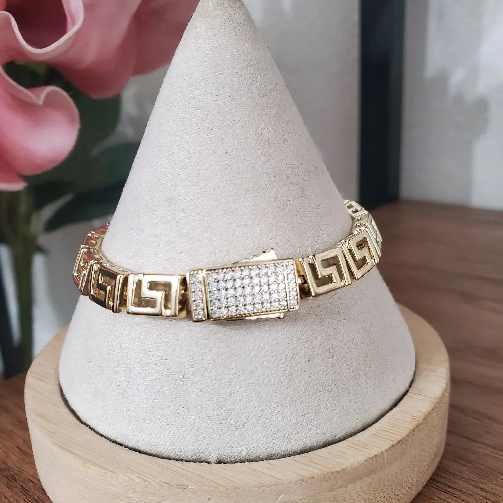 Circonia Accent Bracelet with Box Clasp