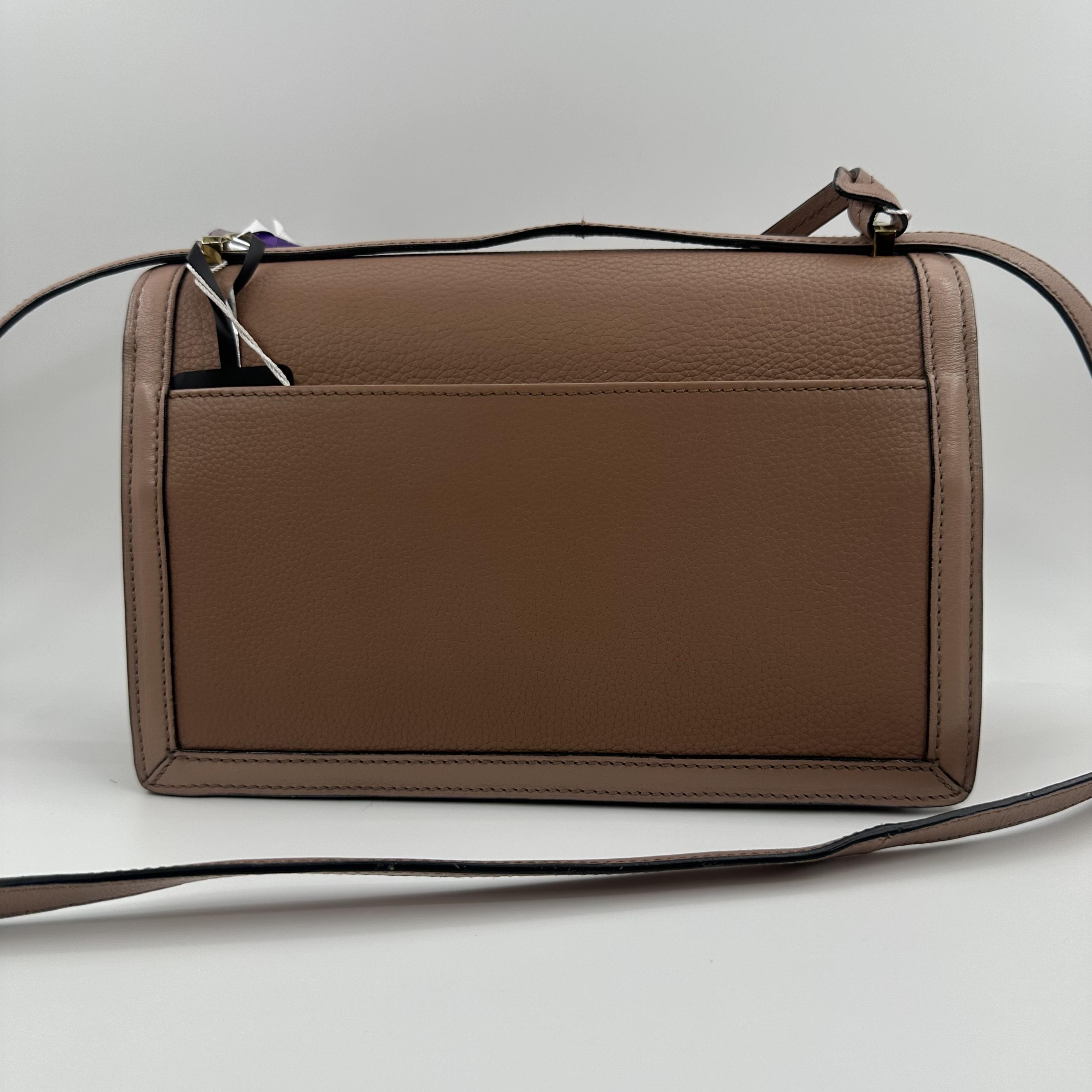 Pre-owned Loewe LOEWE