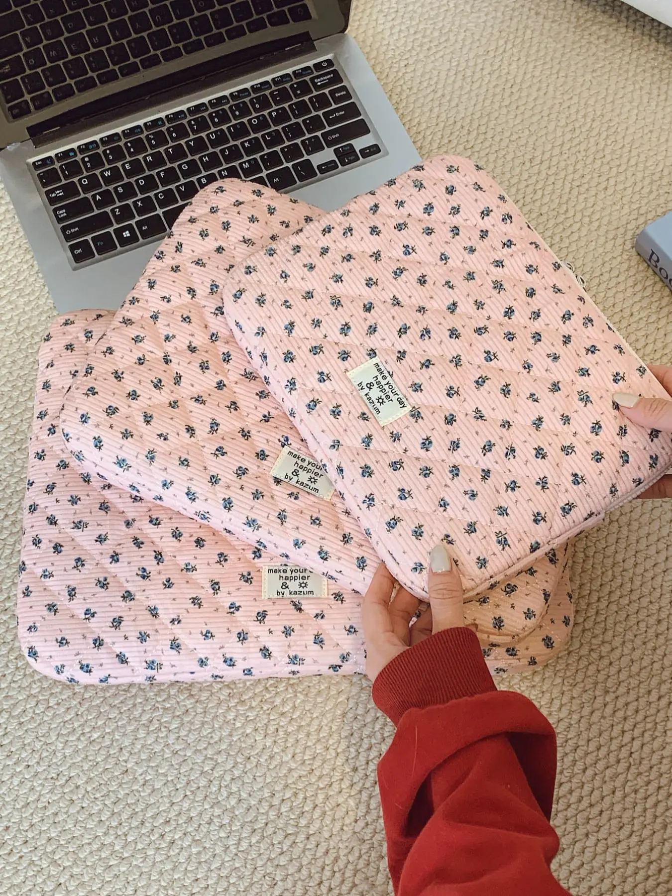 Korean Style Corduroy Floral Laptop Sleeve, Cute Shockproof Inner Bag, Three Colors Available, Fits 10-15.6 Inch Tablets and Laptops, Laptop Cover, Laptop Bags, Computer Bags