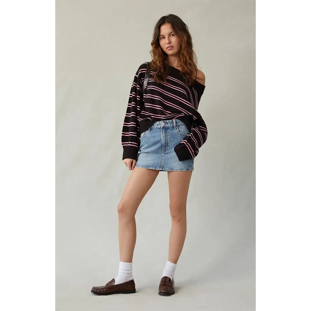 Pacsun Women's Bella Stretch Medium Indigo Mid Rise Denim Mini Skirt - Multicolor