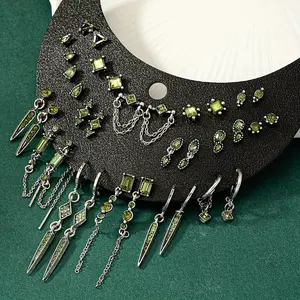17pcs Vintage & Punk Style Earring Set with Sparkling Rhinestones - Perfect for Casual Attire & Gifting