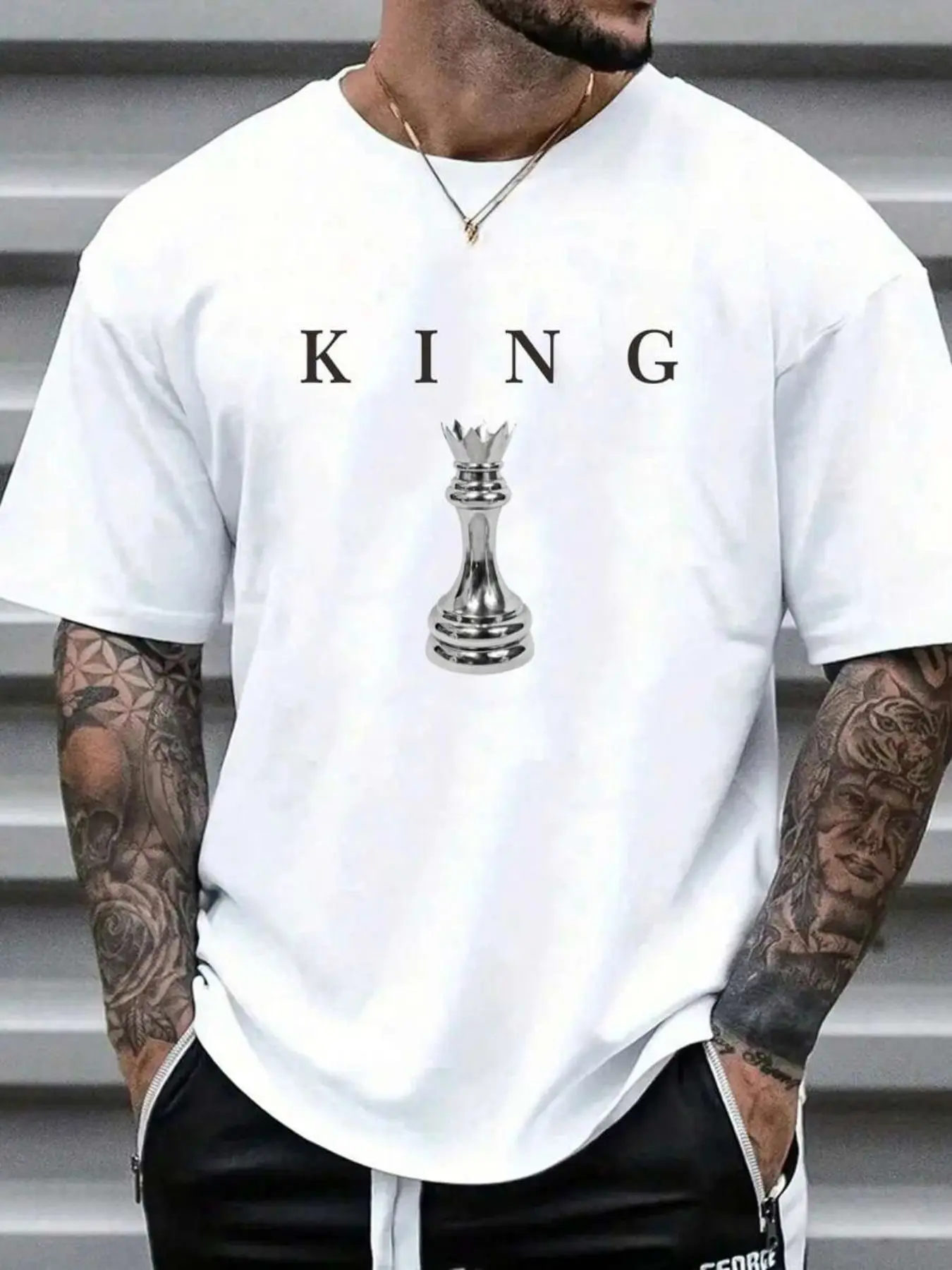 Men's Round Neck Crewneck Short Sleeve T-Shirt with Casual Chess Pattern Print Streetwear, Stylish Unisex Design for All Seasons, Comfortable Fitted Knit Tee, Menswear Tops