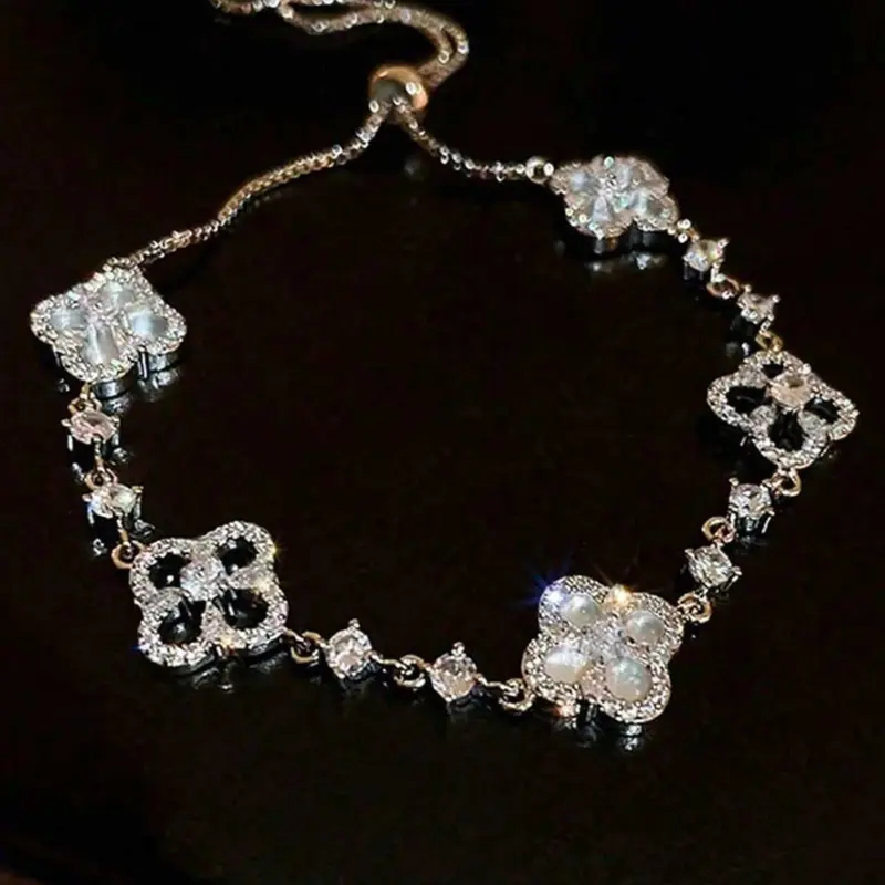 Fashion Zircon Four-Petal Flower Premium Bracelet, Adjustable Design, Lightweight Luxury Accessory, Perfect for Parties, Dates, Vacations, Ideal Gift, Adjustable Bracelets, Beautiful Bracelets