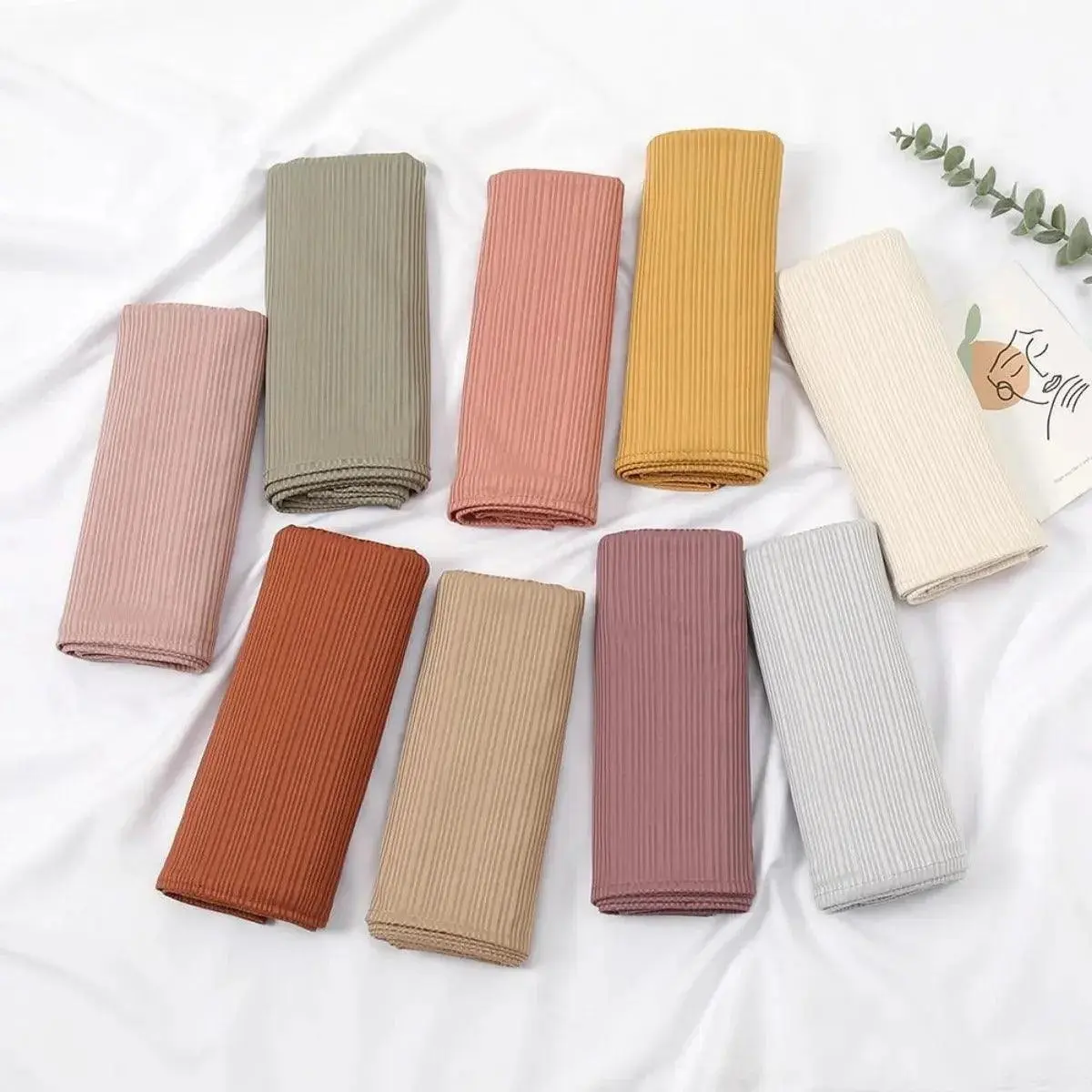 Women's Solid Crinkle Jersey Hijab, Instant 170x70cm Polyester Scarf for Everyday Modesty, Lightweight All-Seasons Crinkle Head Scarves