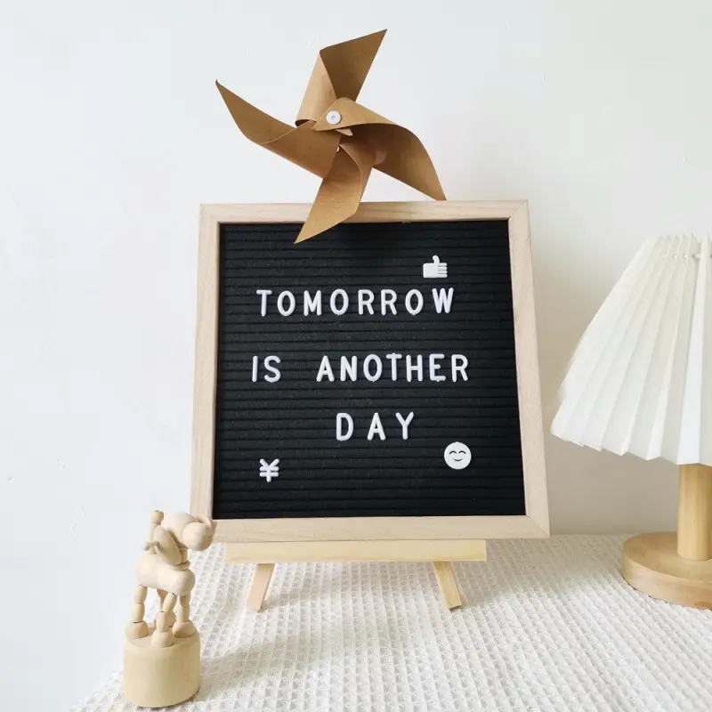 Felt Letter Board Set for Personalized Messages and Notes, with 340 letters and symbols, Stand and Storage Bag, Suitable for Home, Office, Party & Wedding Decor, Announcements, Wooden Home Sign, Home Decor Products