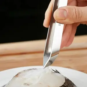 1/2pcs Fish scale cleaner Scraper  Stain fish scale scraper  tweezers tool Kitchen accessories Fish scale scraper