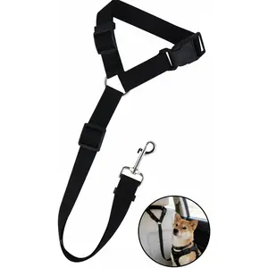Dogs can use car seat belts, adjustable vehicle safety belt retractors with elastic buffer devices, suitable for small, medium-sized and large dogs. Practical nylon dog travel restraint belts, suitable for cars and trucks.