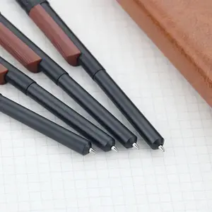 Unique Design Smooth Writing Gun Pen, Retractable Mechanism, Ink Flow, Office Supplies, Fashionable Pens, Specialty Pen, Creative Gift Idea