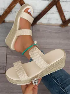 Women's Summer Casual Straw Sandals, Comfortable Woven Slip-On Shoes, Available in Multiple Colors, Perfect for Warm Weather Footwear