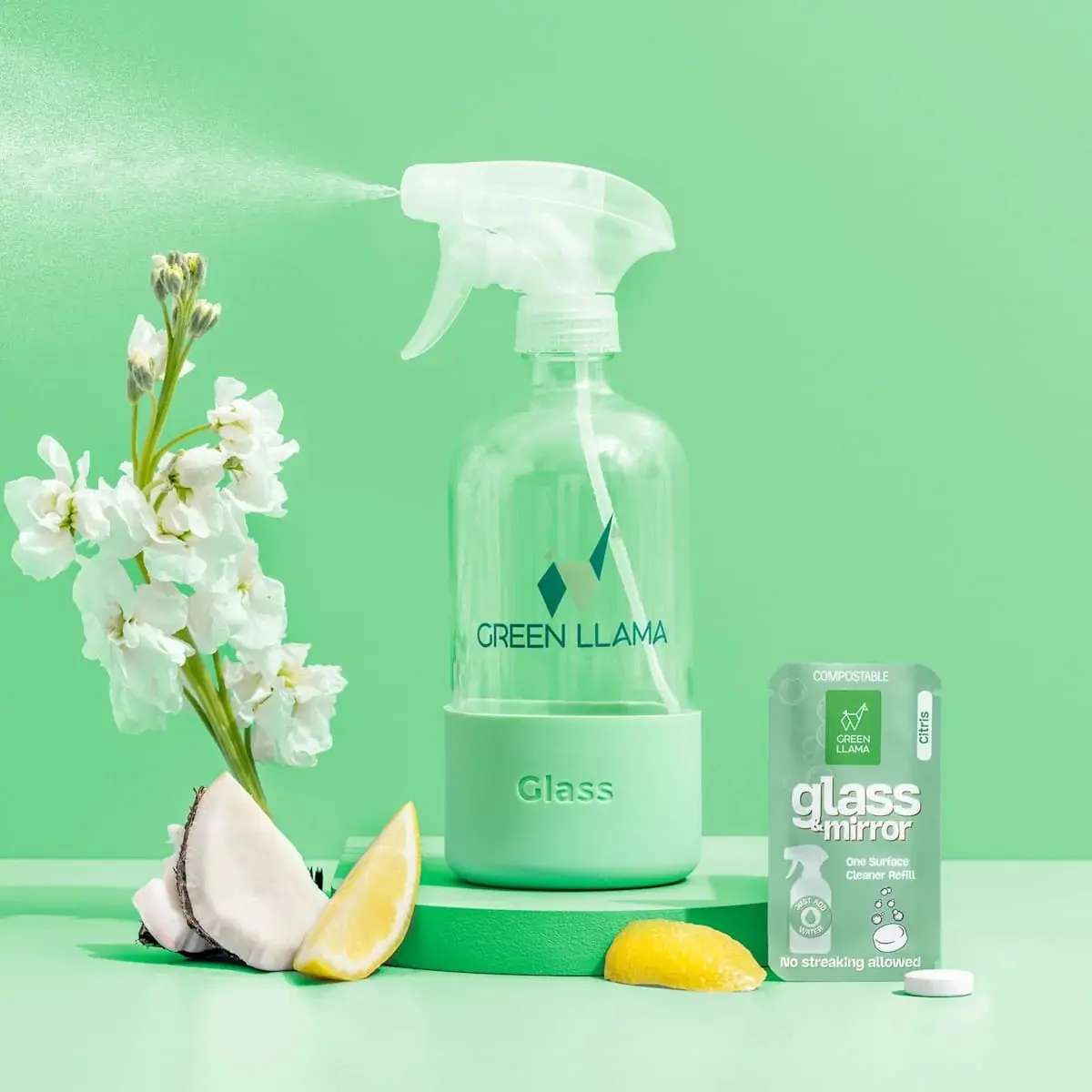 Green Llama Streak-Free Glass & Mirror Cleaner Kit with Litsea Cubeba Fragrance