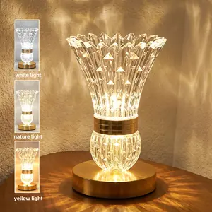Modern Crystal Vase Table Lamp,  Crystal Vase LED Reading Light, Adjustable Light Color And Brightness,Luxury Badminton Crystal Night Light for Bedroom, Living Room, Hotel And Restaurant, Home Decorations