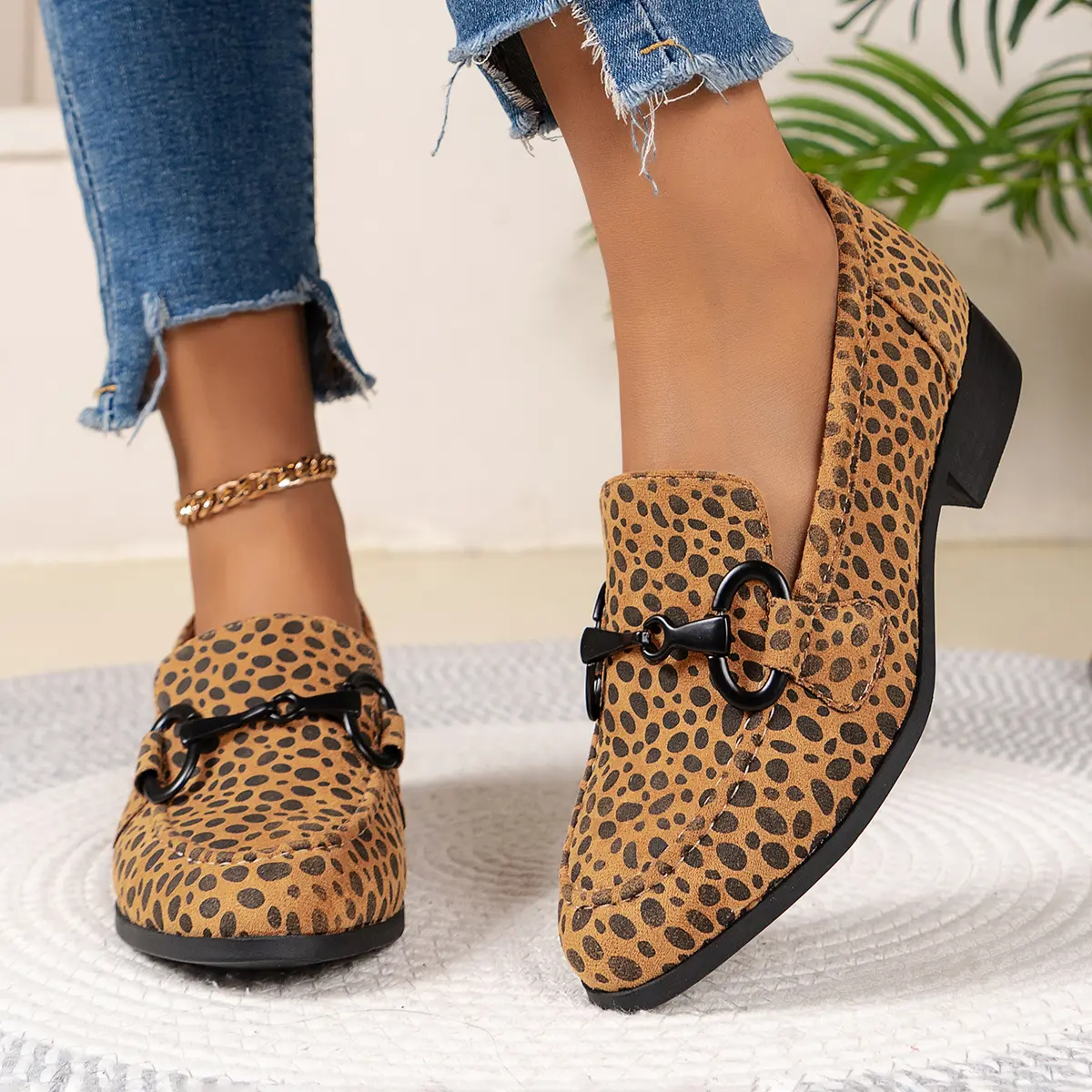 Women’s Retro Leopard Print Mary Jane Loafers, Metal Buckle, Chunky Rubber Heel - Versatile Low-Heel Commuter Shoes