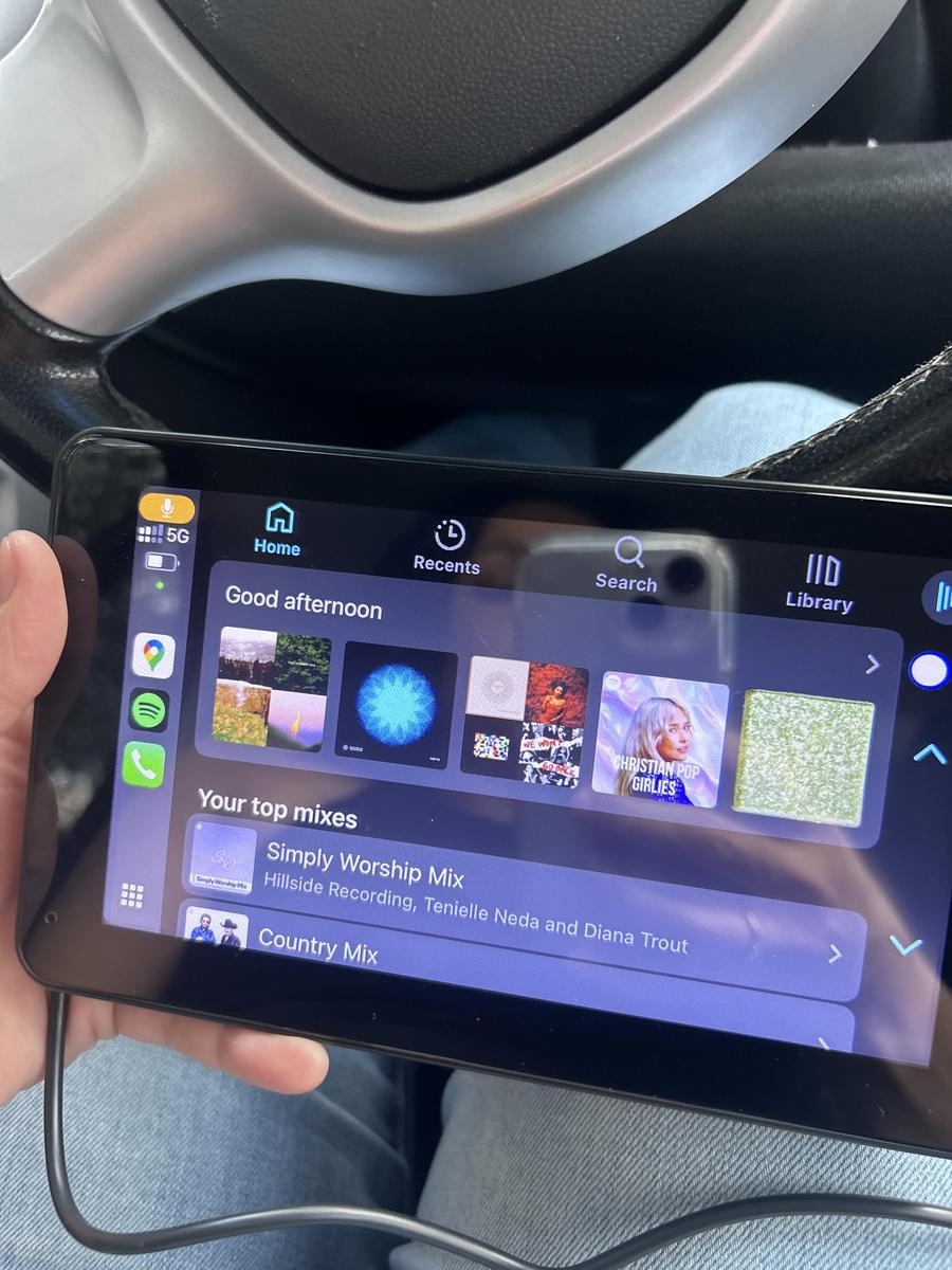 Item: 7 Inch Carplay