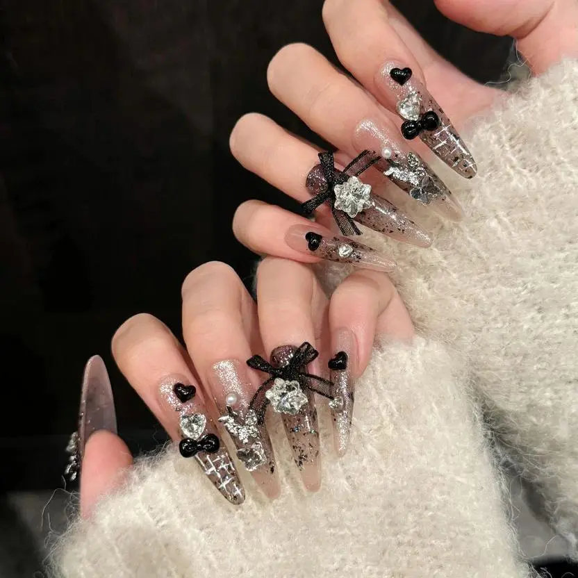 RAY-Choose various styles of nail art in the live streaming room and mix and match freely
