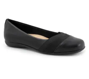 Trotters Women's Stella Square-Toe Flats