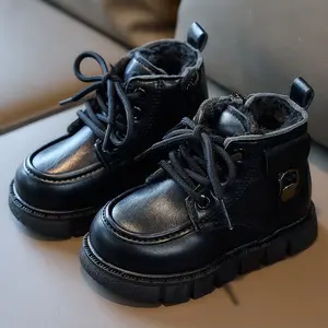 A Pair of and Ankle Boots, New Winter Style with Lining, Warmth Versatile Short Boots