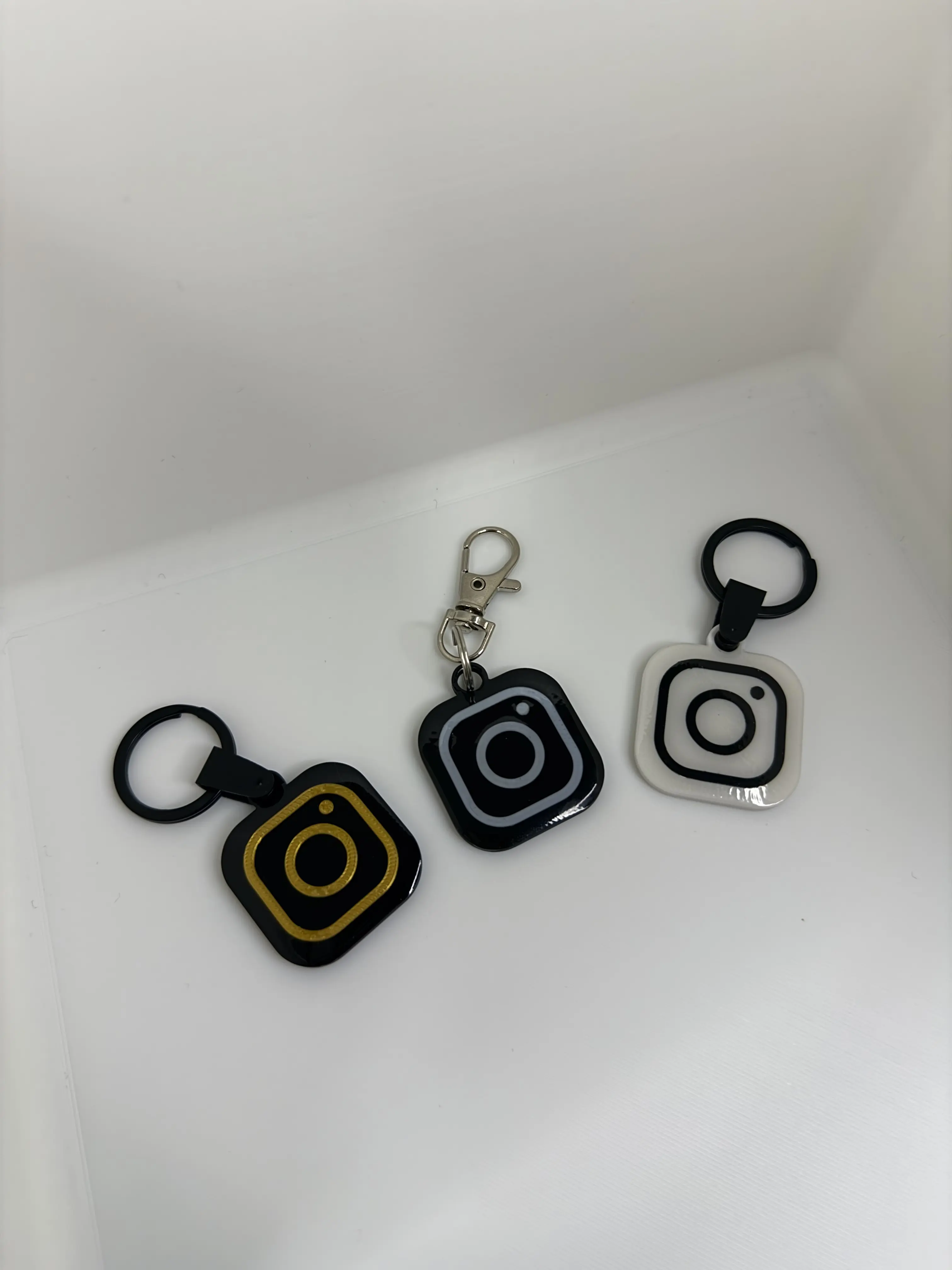 NFC Tag Keychain, Instagram Design, Business Card Keychain, Social Media Keychain