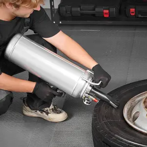 VEVOR Portable Tire Bead Seater,  2.6 Gal/10 L Air Bead Blaster, Handheld Tire Inflator Tool, 87-116 PSI Operating Pressure, Trigger Seating Inflator for Car, Compact SUV, Light Truck, E-Bike, RV, ATV