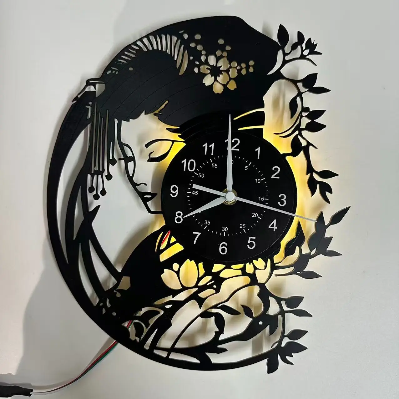 Vintage Japanese Geisha Vinyl Record Wall Clock, LED Seven Colors Glow, Silent Clock, Ideal for Bedroom Living Room Office, Perfect Gift