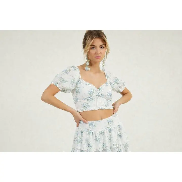 Women's Billie Blue Floral Short-Sleeve Blouse - Slim Fit, Balloon Sleeves, Feminine Casual Cropped Top for Daily Wear, Shortsleeve