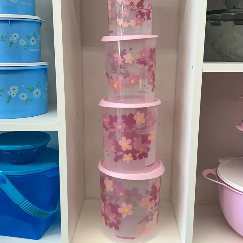 Tupperware floral set Tupperware floral set