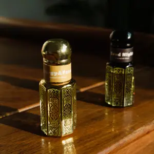 2-in-1  Natural Essential Oil Roll-On Set – Day Blend with Peppermint & Lemon for a Fresh Feel, Night Blend with Lavender & Chamomile for a Soothing Scent