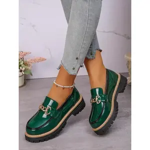 Plus-size women’s loafers in British style—soft, comfortable, new thick-soled casual shoes that are durable for commuting; suitable as a gift