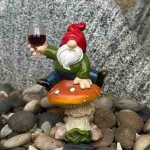Whimsical Resin Gnome Figurine, Rustic Mushroom Wine Toast Garden Decor, Weather-Resistant Outdoor Indoor Decoration, Father’s Day Gift
