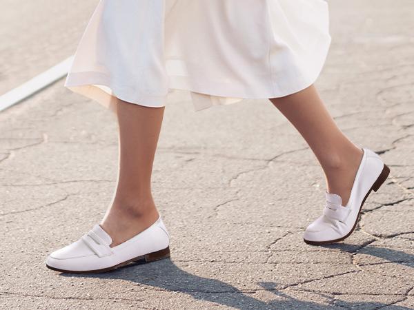 Round Toe Slip-on Penny Loafers