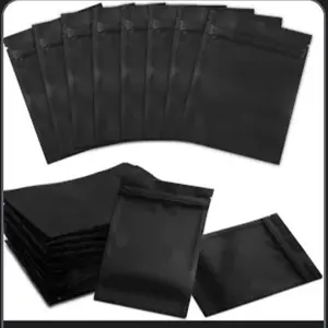 BLACK MAILER BAGS