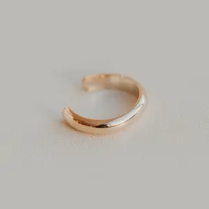 Hello Adorn Classic Ear Cuff - Any Occassion Jewelry - Women's Fashion Accessory - No Piercing Earring