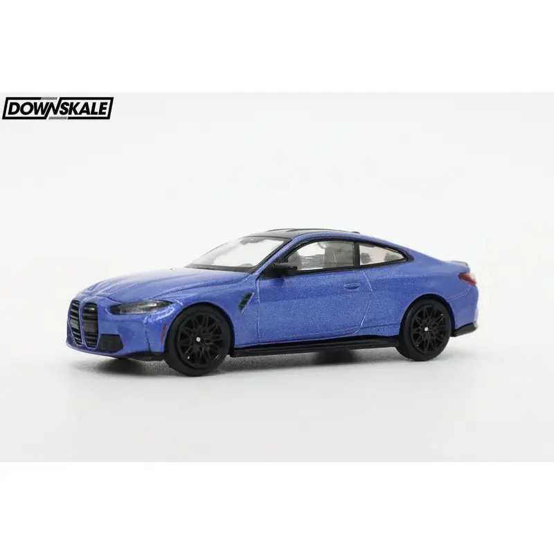 MINI GT BMW M4 Competition (G82) - Portimao Blue Limited Edition