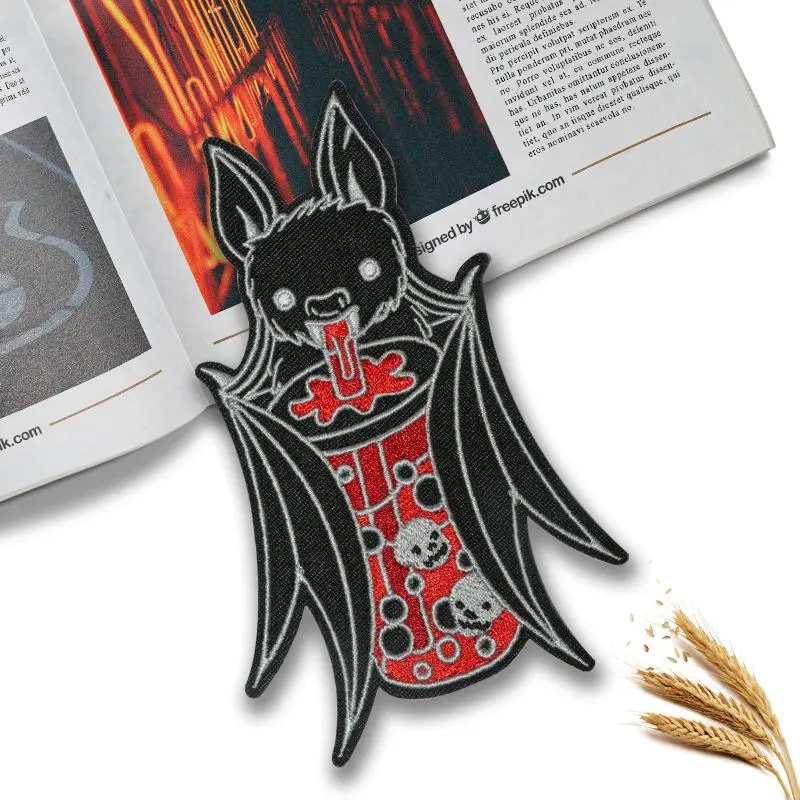 Bat Design Embroidery Patch, Western Embroidery, Stylish Embroidery, 1 Count Iron-on/Sew-on Decorative Badge for Costumes & Crafts, Sewing Accessories for Clothes & Hats, Embroidered Patches