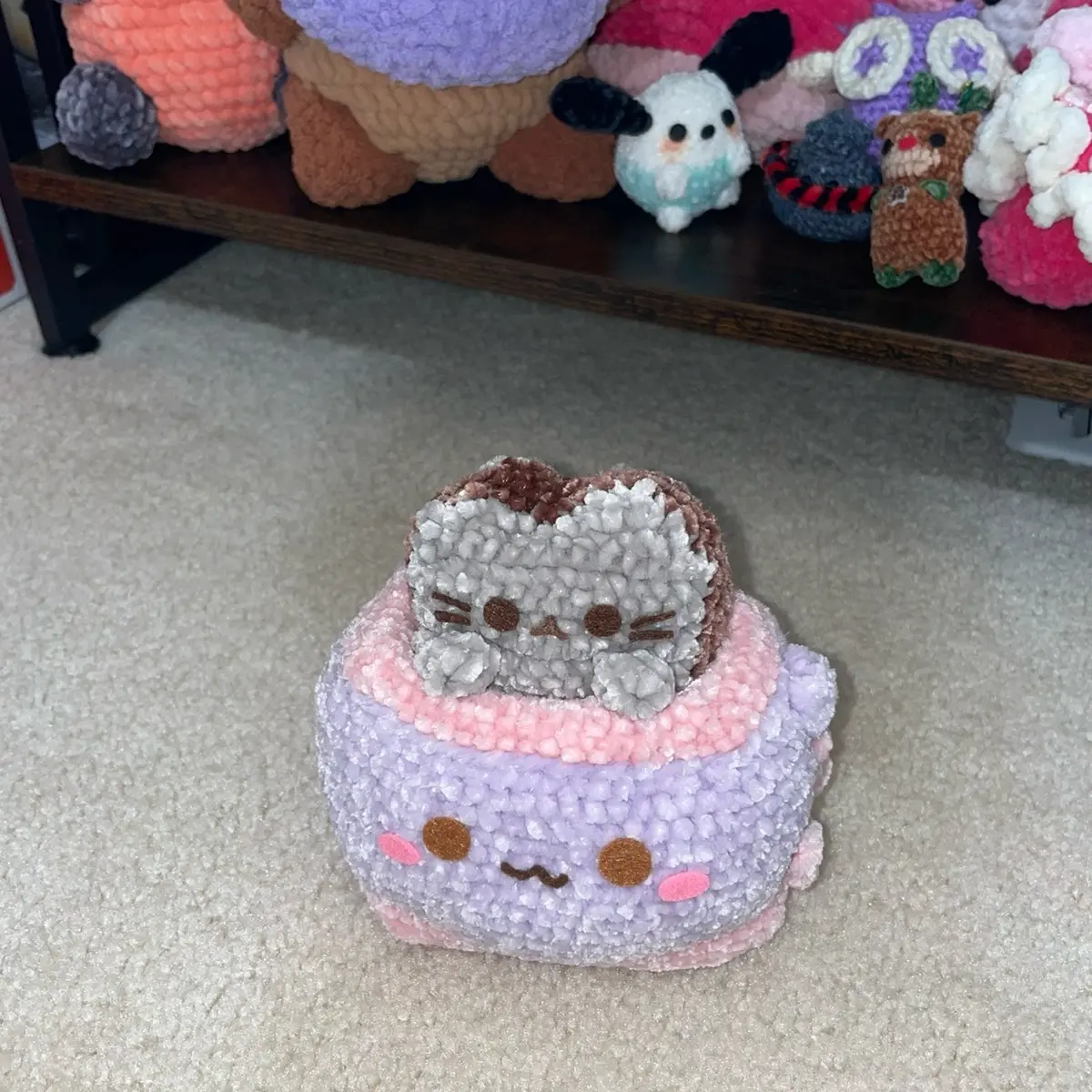 Handmade crochet plushies/amigurumis small-medium size