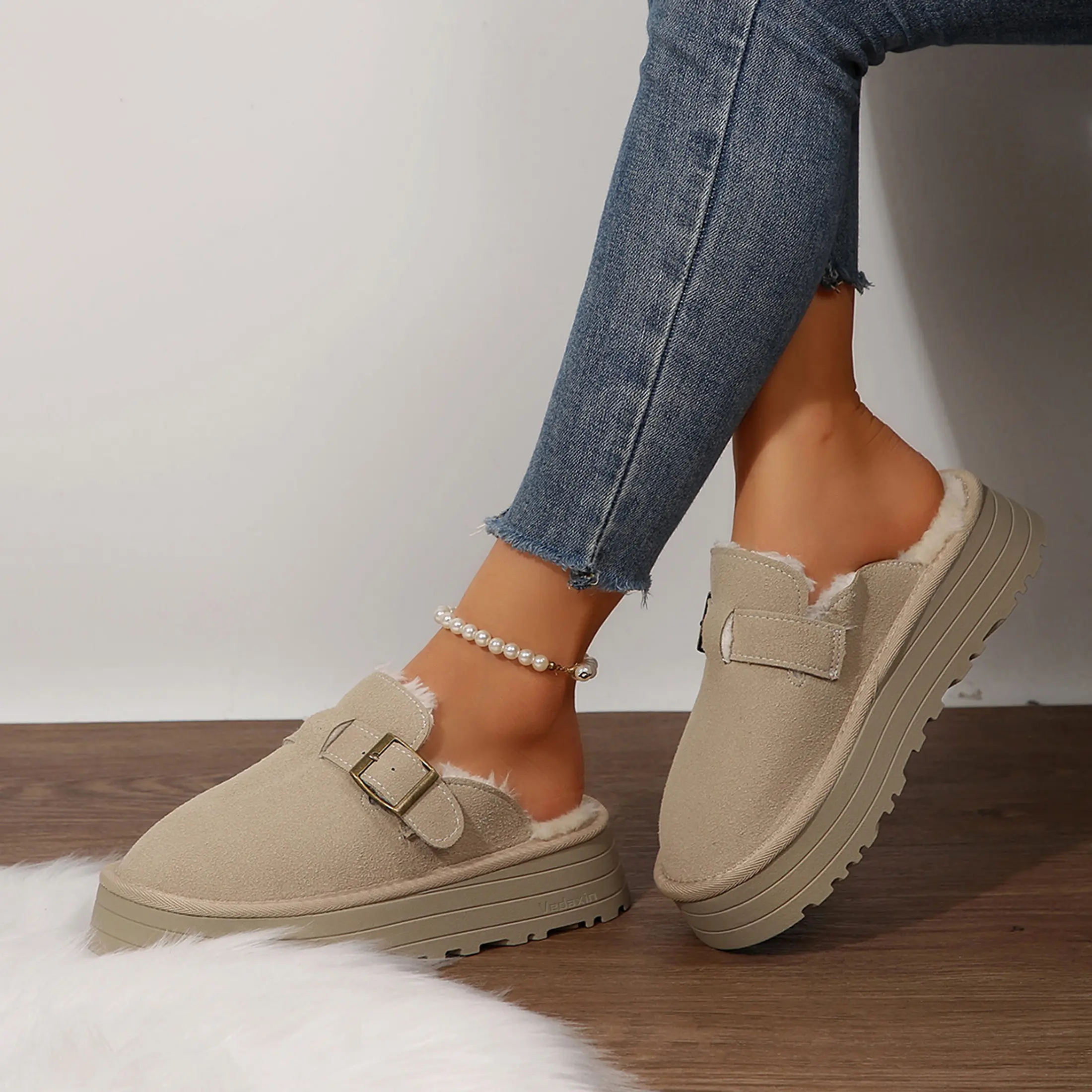Trendy Women's Slippers Suede Buckle Mules Fleece-Lined Mini Snow Boots Platform Clogs Fashion Winter Footwear Indoor Outdoor Shoes