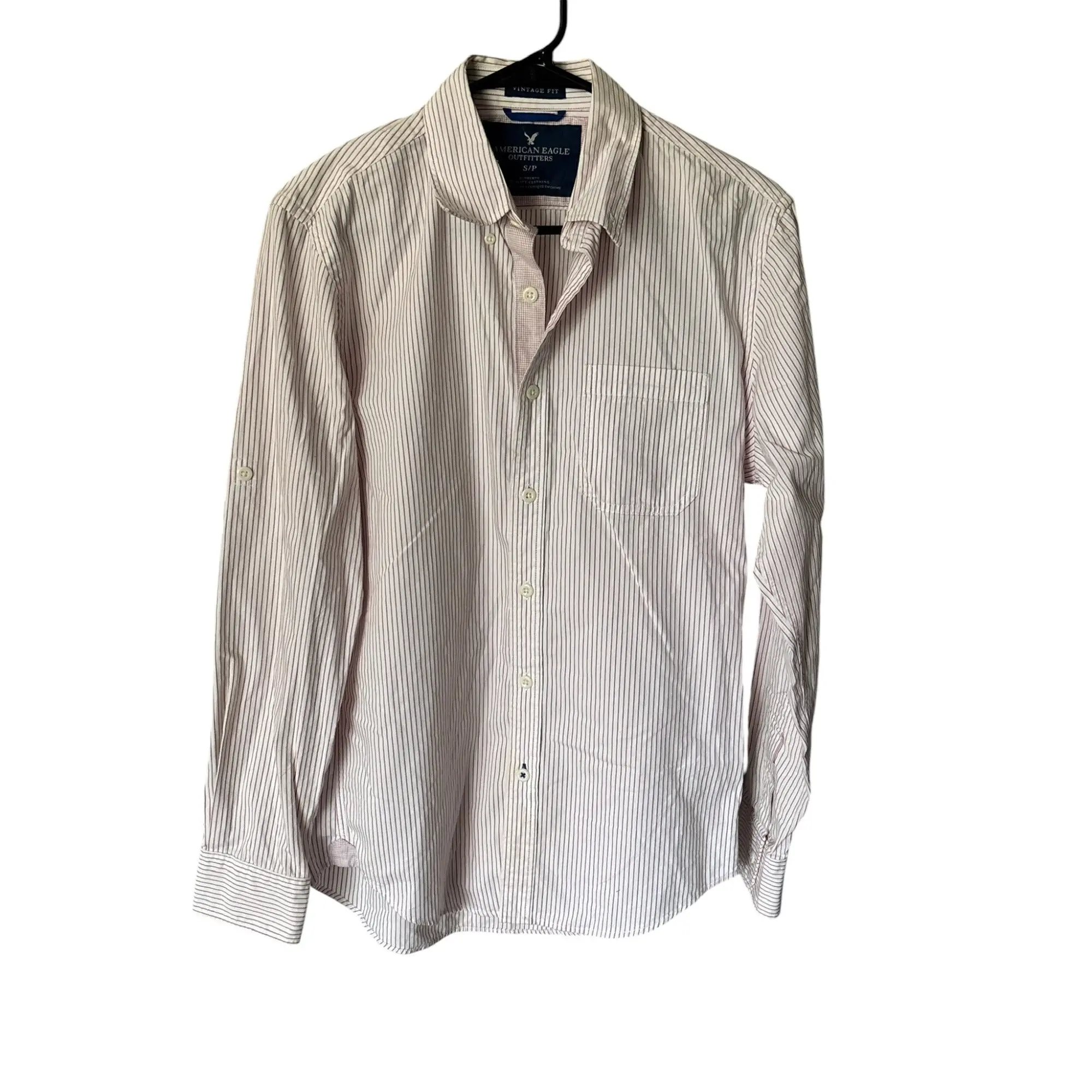 American Eagle Outfitters Men's Vintage Fit Men's Buttoned Top