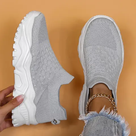 Women's Fashionable Plain Color Low Top Sneakers, Casual Comfortable Breathable Sports Running Shoes, All-match Round Toe Slip on Athletic Running Shoes  for Daily Wear, Knitted Running Shoes, Casual Running Footwear