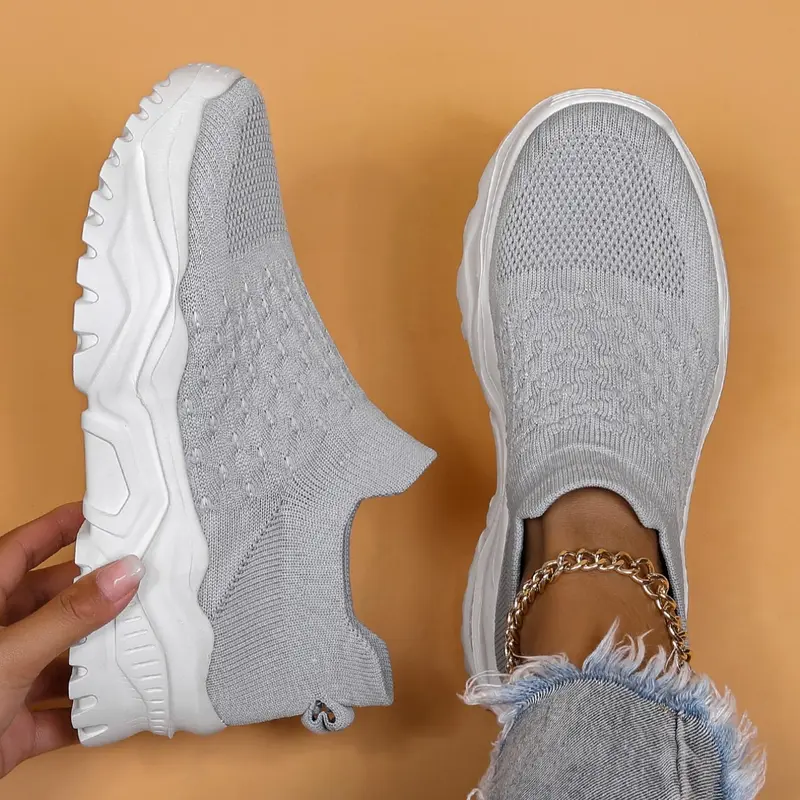 Women's Fashionable Plain Color Low Top Sneakers, Casual Comfortable Breathable Sports Running Shoes, All-match Round Toe Slip on Athletic Running Shoes  for Daily Wear, Knitted Running Shoes, Casual Running Footwear