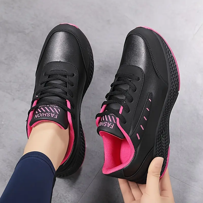 Comfortable Lightweight Non-slip Low Top Sneakers - Fashion Solid Color Running Shoes for Women Trainer Closed Training Runner Athletic Footwear Casual Girl Black