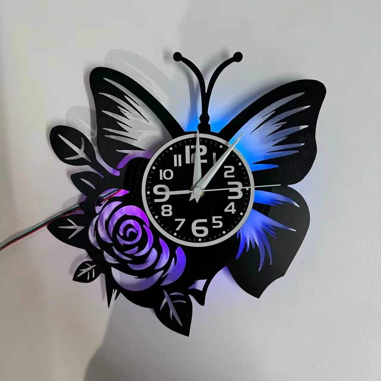 Vintage Butterfly Rose Vinyl Decorative Wall Clock, Silent Operation, LED Seven Colors, Retro Art Wall Mount, Remote Control, Ideal Gift for Bedroom Living Room Office