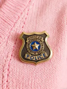 Zootopia Judy Rabbit Metal Police Brooch, Cartoon High-End Luxurious Versatile Metal Badge, Gift for All Seasons