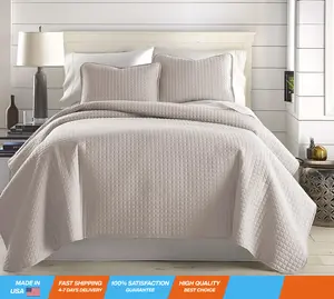 Vilano Springs, Premium Quality, Soft, Wrinkle & Fade Resistant, Easy Case, Oversized Quilt Cover Set with 1 Quilt Set and 2 Shams, King/California King, Bone