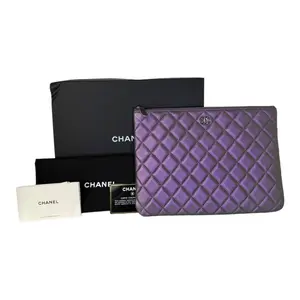 Pre-owned CHANEL Lambskin clutches & wristlets Purple Iridescent Large O Pouch