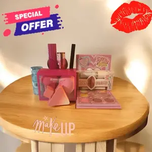 MakeUP Special Offer Makeup Kit with Special Accessories and Products