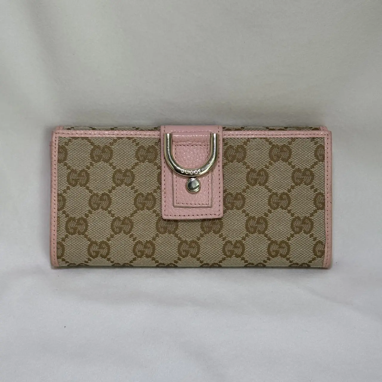 Pre-owned GUCCI GG Canvas Clutch Purses Wallet with Leather Trim D Logo Wristlet Accessory (Monica)