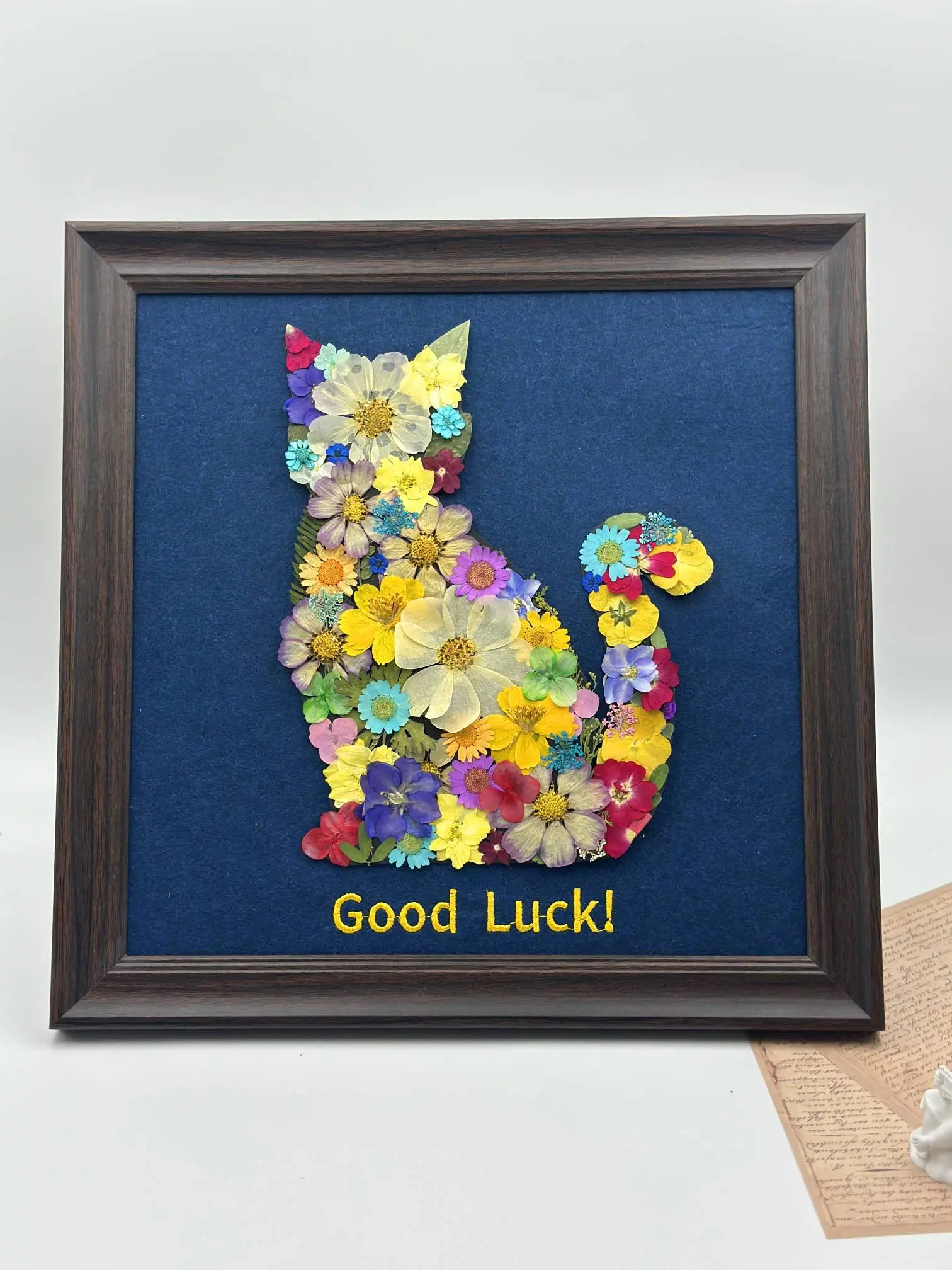 BloomMark Handmade Pressed Flower Photo Frame ,Custom Text & Design,Custom Pet Portrait Preserved Flower Frame，Embroidery Accented - Unique Home Decor Gift，Birthday & Holiday Gift Decoration Items